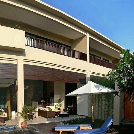 Alam Warna Villa Seminyak Buitenkant foto