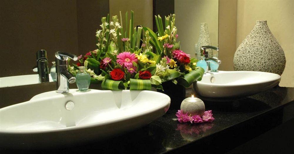 Alam Warna Villa Seminyak Buitenkant foto
