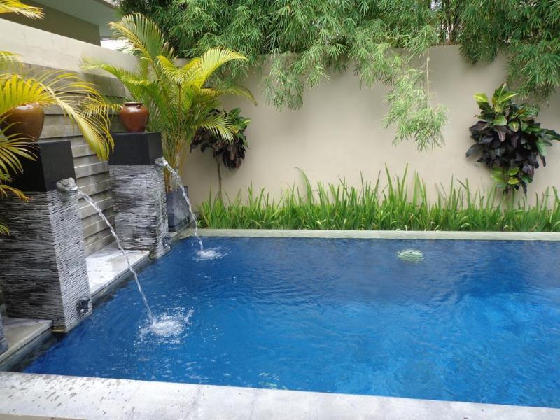 Alam Warna Villa Seminyak Buitenkant foto