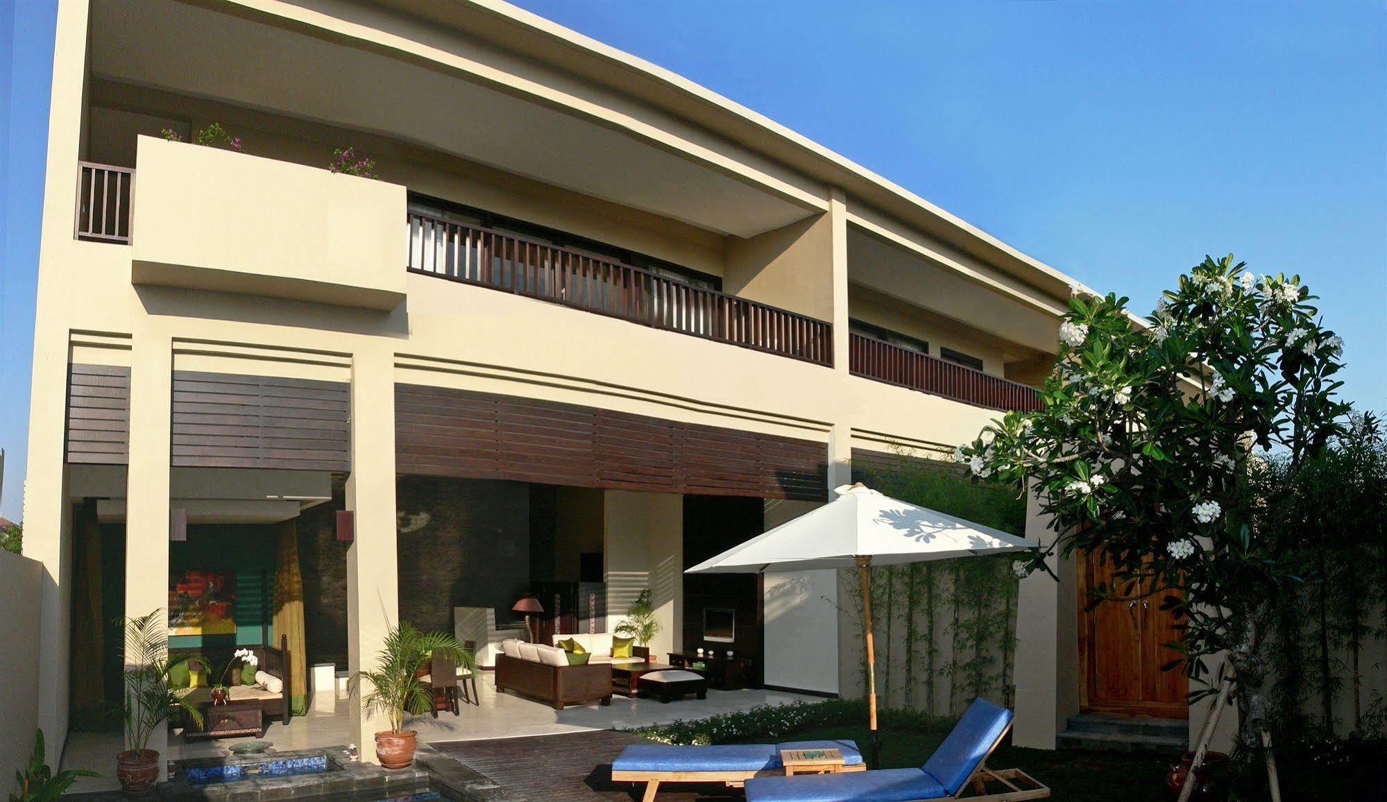 Alam Warna Villa Seminyak Buitenkant foto