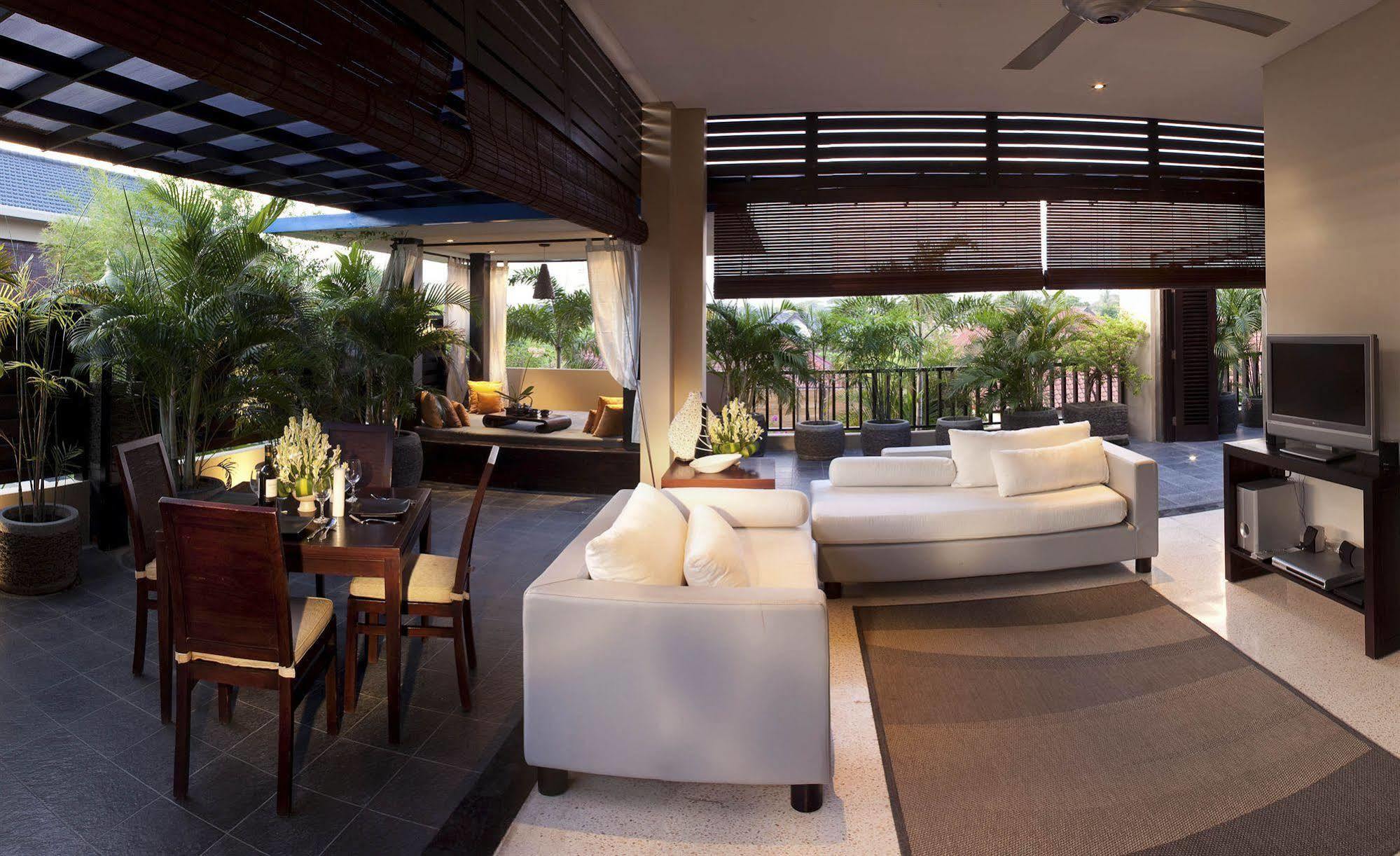 Alam Warna Villa Seminyak Buitenkant foto