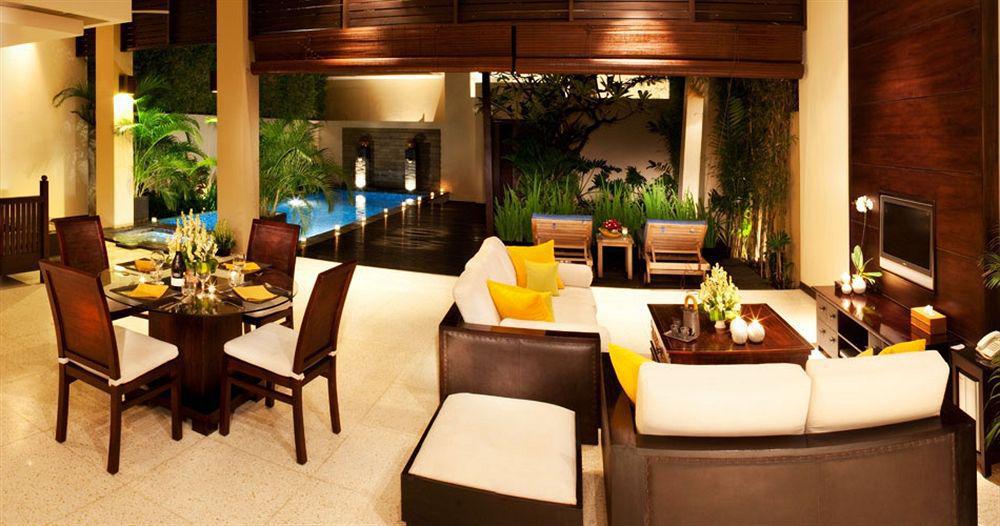 Alam Warna Villa Seminyak Buitenkant foto